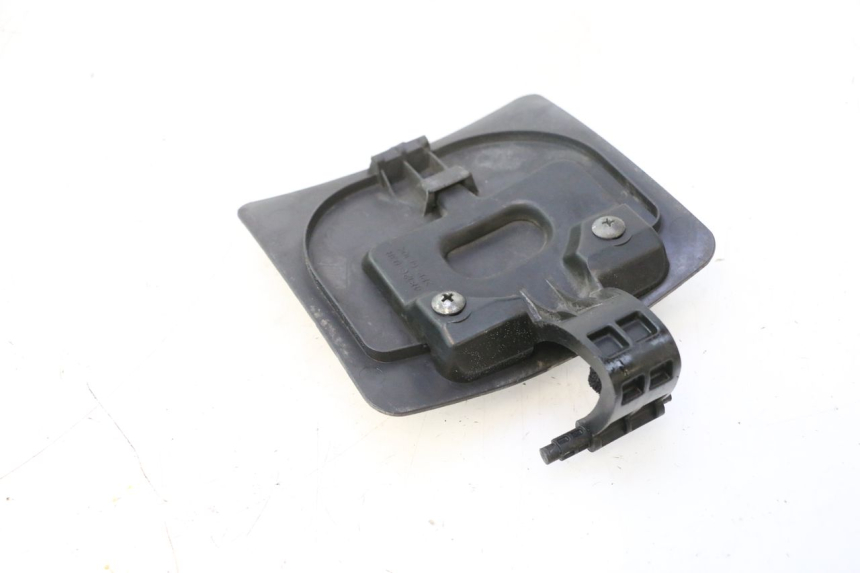 photo de TRAPPE ESSENCE SUZUKI BURGMAN 125 (2007 - 2014) - Autre angle de vue