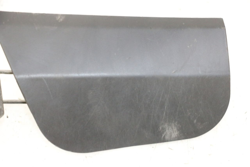 photo de TRAPPE ESSENCE HONDA FES S-WING SWING ABS 125 (2007 - 2015)