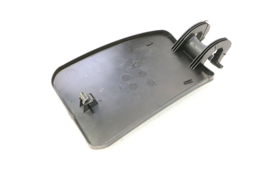 photo de TRAPPE ESSENCE PIAGGIO MP3 LT 400 (2007 - 2012) - Détail de la pièce