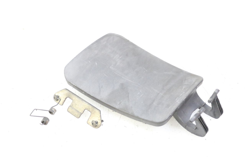 photo de TRAPPE ESSENCE PIAGGIO X8 125 (2004 - 2007)