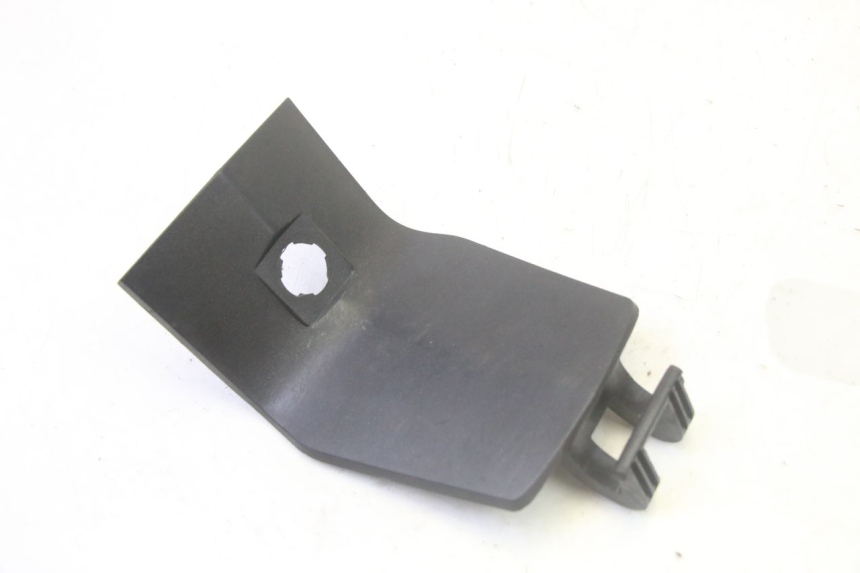 photo de TRAPPE ESSENCE PEUGEOT SATELIS 125 (2013 - 2018)