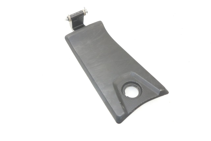 photo de TRAPPE ESSENCE YAMAHA XMAX X-MAX ABS 125 (2014 - 2016) - Autre angle de vue