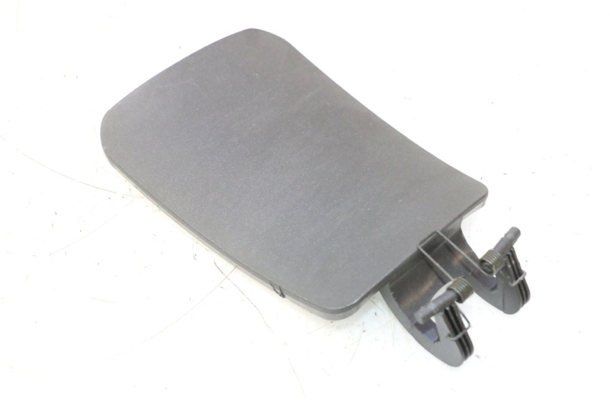 photo de TRAPPE ESSENCE PIAGGIO X8 STREET 125 (2006 - 2007) - Détail de la pièce