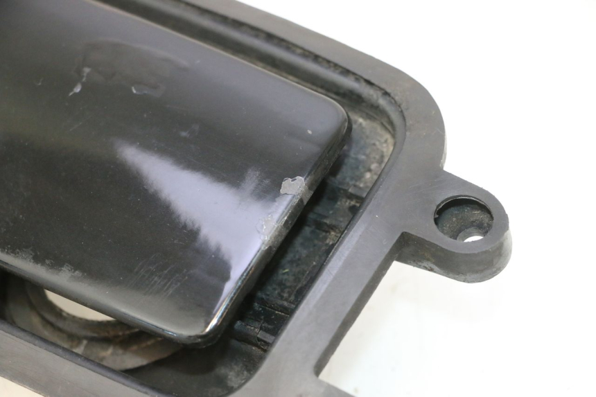 photo de TRAPPE ESSENCE YAMAHA YP MAJESTY 125 (2007 - 2010) - Marquages et références
