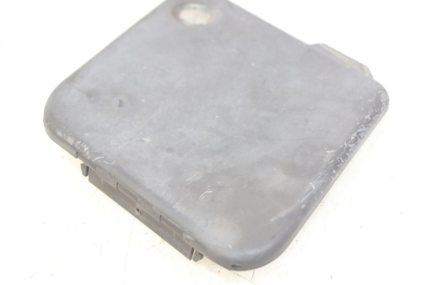 photo de TRAPPE DE VISITE AVANT BMW C1 125 (2000 - 2003) - Autre angle de vue