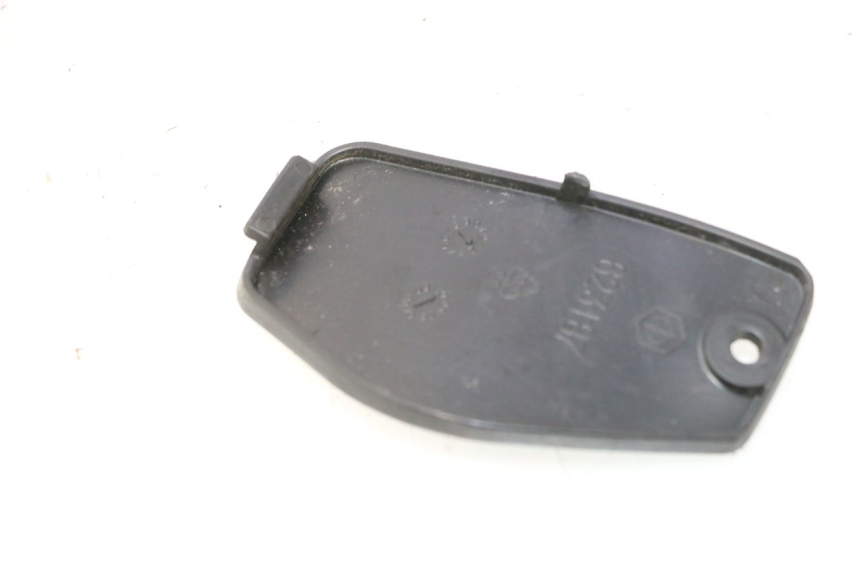 photo de TRAPPE DE VISITE AVANT PIAGGIO MP3 LT 300 (2010 - 2016) - Détail de la pièce