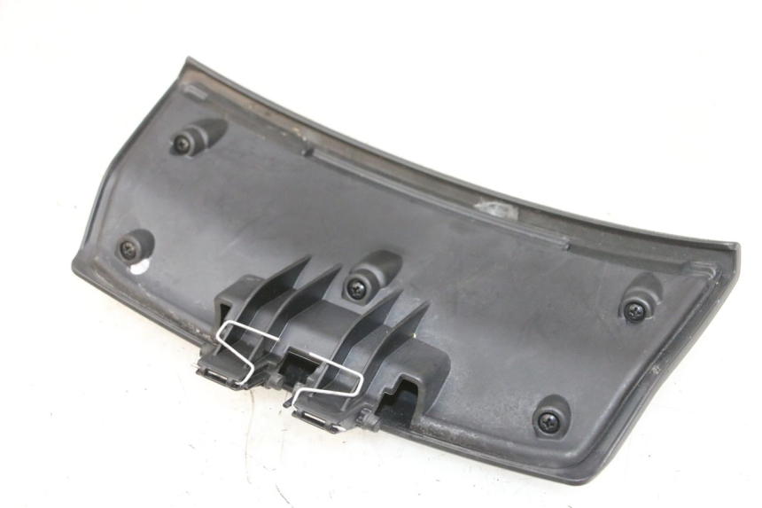 photo de TRAPPE DE VISITE AVANT PIAGGIO MP3 500 (2016 - 2018) - Zoom état d’usage