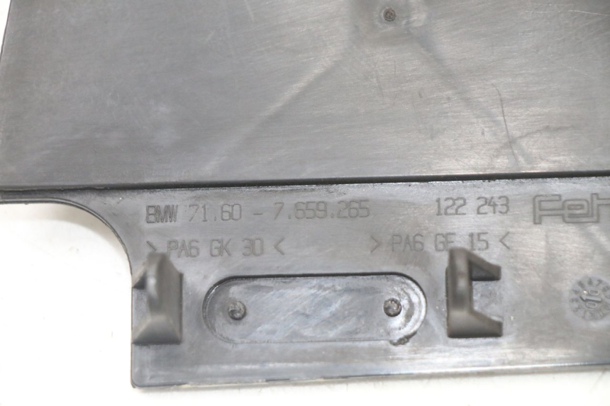 photo de TRAPPE DE VISITE BMW C1 125 (2000 - 2003)