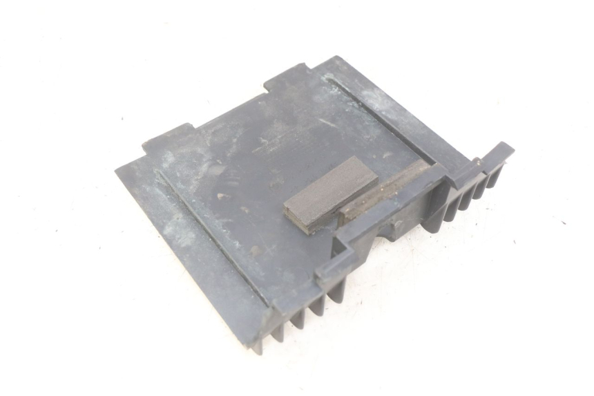 photo de TRAPPE DE VISITE BMW C1 125 (2000 - 2003)