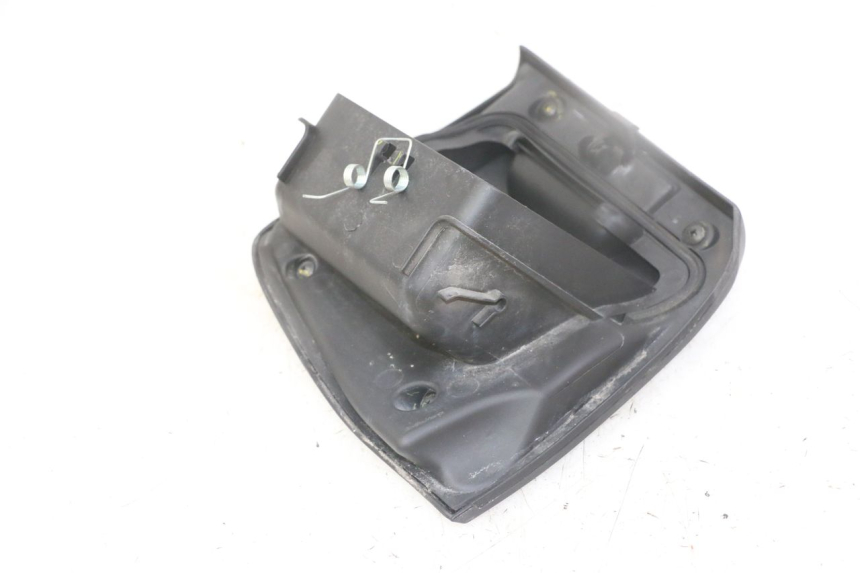 photo de TRAPPE DE VISITE DROITE HONDA FORZA ABS 300 (2013 - 2019)