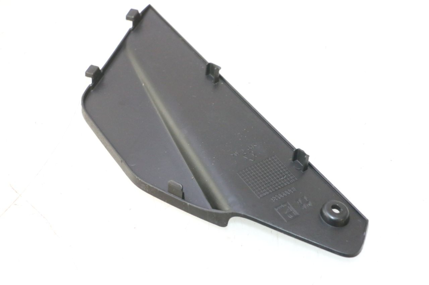photo de TRAPPE DE VISITE DROITE PIAGGIO MP3 HPE 530 (2022 - 2026) - Autre angle de vue