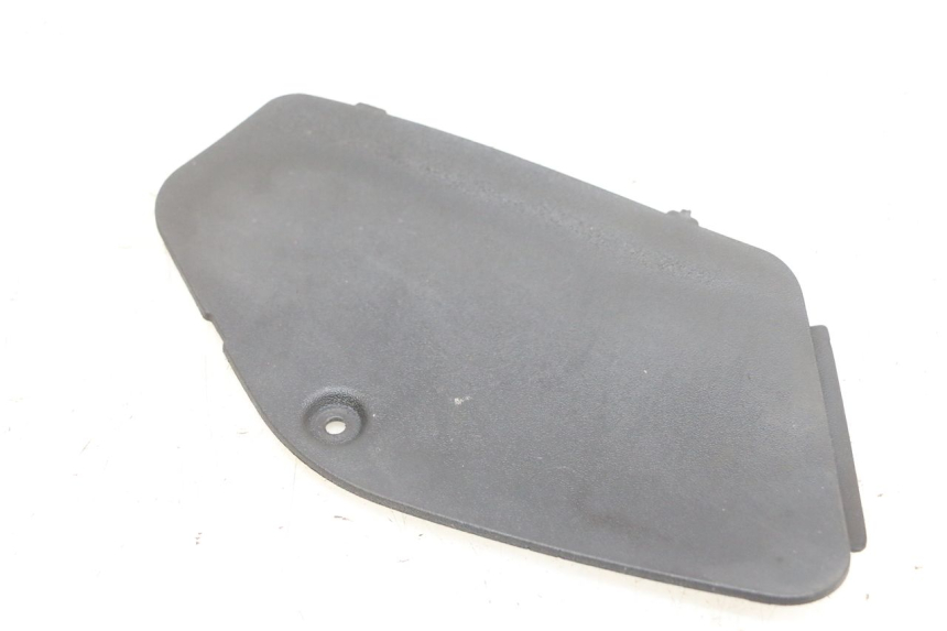 photo de TRAPPE DE VISITE DROITE PIAGGIO MP3 125 (2006 - 2014)