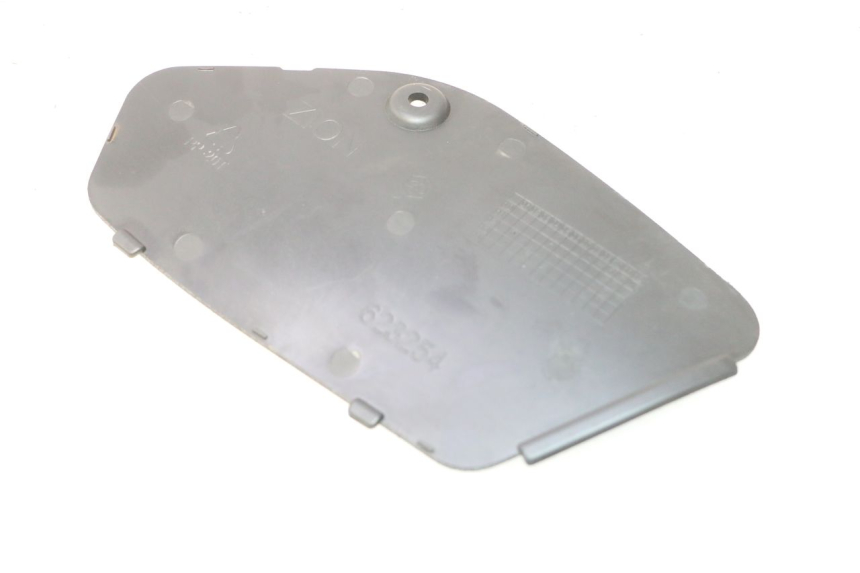 photo de TRAPPE DE VISITE DROITE PIAGGIO MP3 500 (2011 - 2015) - Zoom état d’usage
