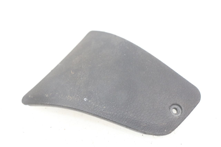 photo de TRAPPE DE VISITE DROITE PIAGGIO X7 125 (2007 - 2013) - Vue principale