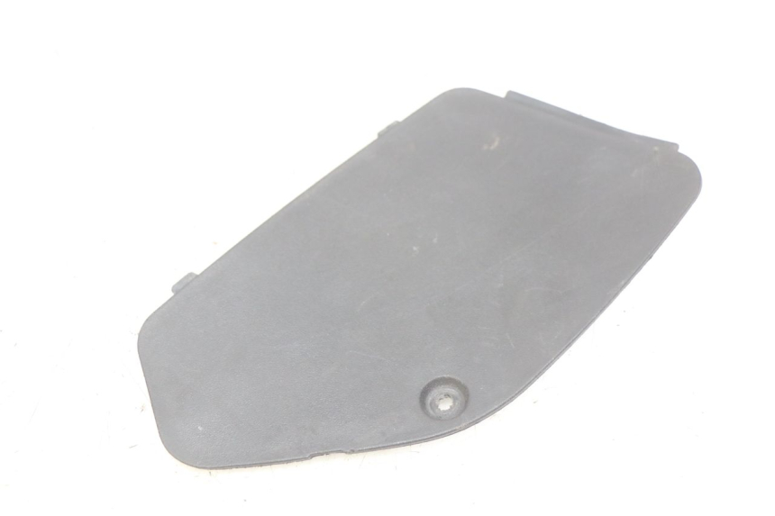 photo de TRAPPE DE VISITE DROITE PIAGGIO XEVO - X EVO 125 (2007 - 2016)