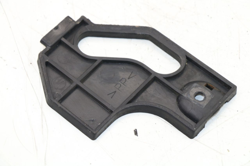 photo de TRAPPE DE VISITE DROITE YAMAHA YP MAJESTY 400 (2004 - 2008)