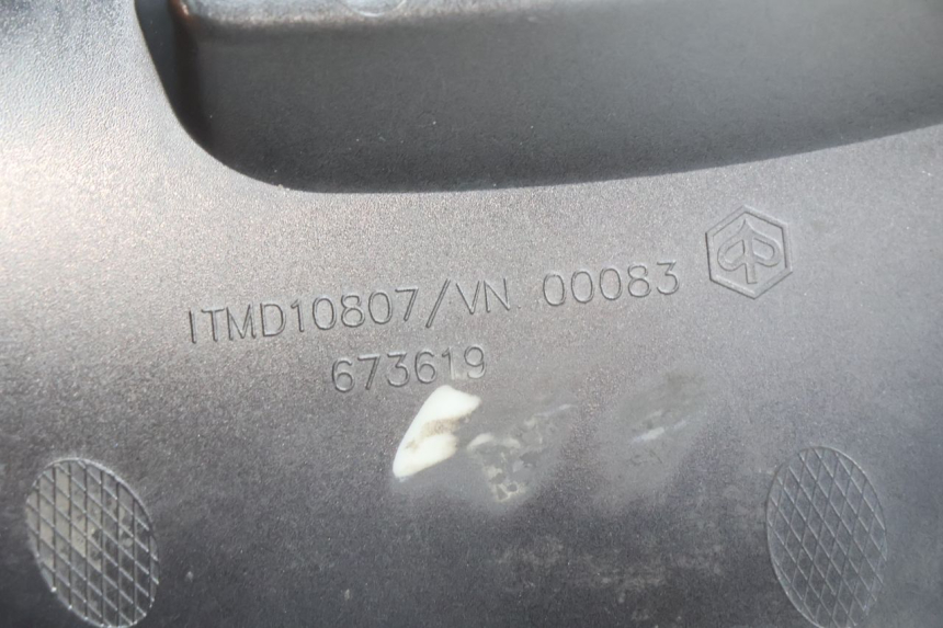photo de TRAPPE DE VISITE PIAGGIO VESPA PRIMAVERA 2T 50 (2013 - 2018) - État de surface
