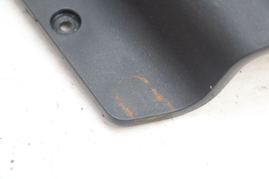 photo de TRAPPE DE VISITE PIAGGIO X9 EVOLUTION 125 (2003 - 2007) - Détail de la pièce