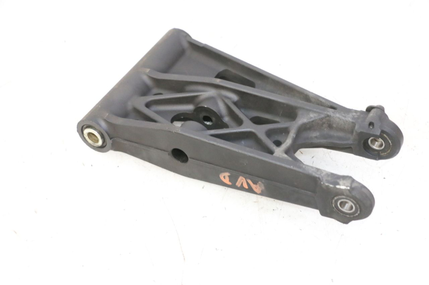 photo de TRIANGLE AVANT QUADRO 4 4D 350 (2015 - 2018)