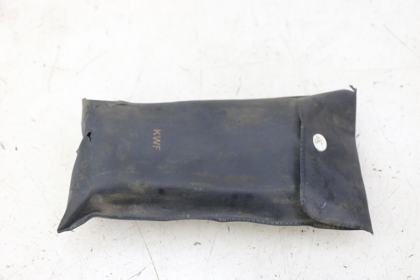 photo de TROUSSE A OUTILS HONDA CBF 125 (2009 - 2015)