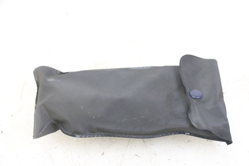 photo de TROUSSE A OUTILS HONDA FORZA ABS 300 (2013 - 2019)