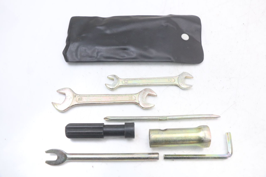 photo de TROUSSE A OUTILS KEEWAY HURRICANE 50 (2006 - 2019)