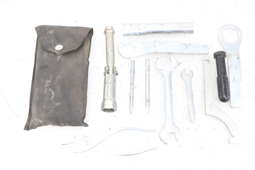 photo de TROUSSE A OUTILS KAWASAKI ZR7 ZR-7 S 750 (1999 - 2004)