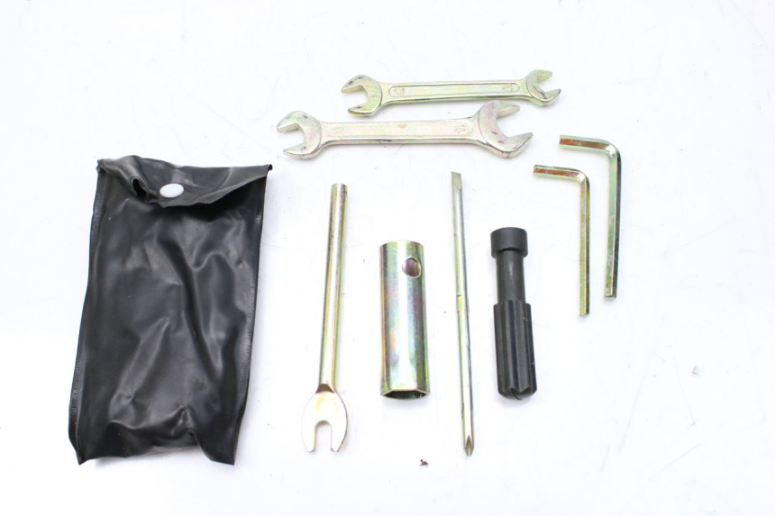 photo de TROUSSE A OUTILS KEEWAY OUTLOOK 125 (2007 - 2013)