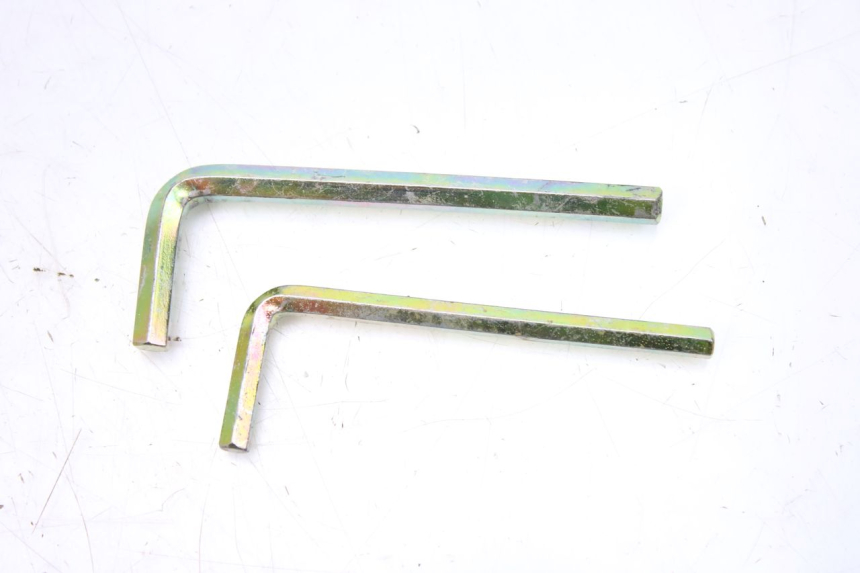 photo de TROUSSE A OUTILS KEEWAY OUTLOOK 125 (2007 - 2013)