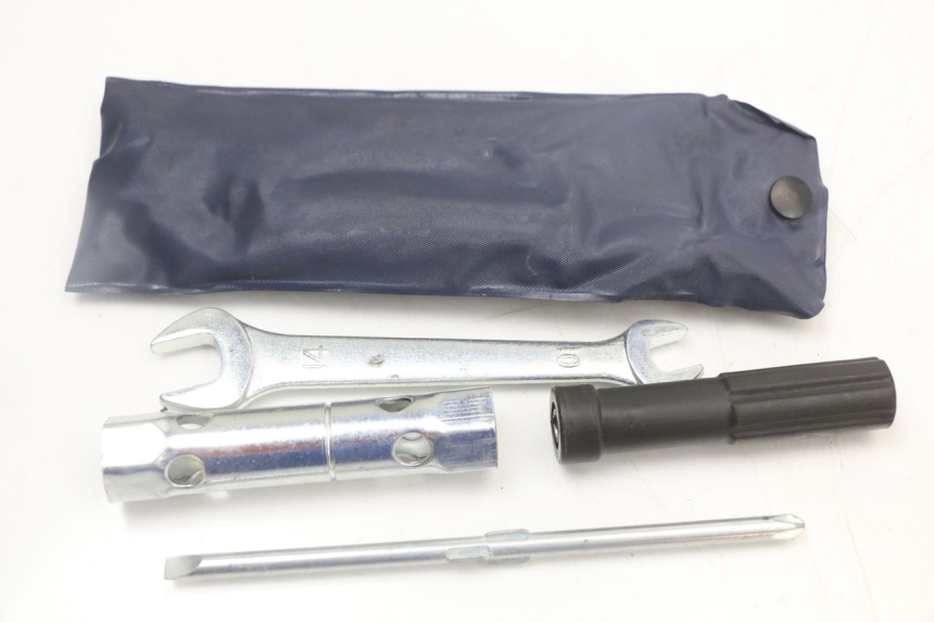 photo de TROUSSE A OUTILS KYMCO SUPER 8 4T 50 (2018 - 2020)