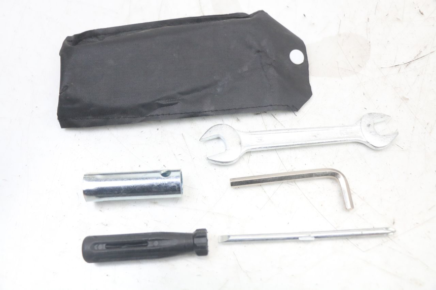 photo de TROUSSE A OUTILS MASH LEGEND'R 4T 50 (2021 - 2025)