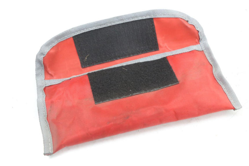 photo de TROUSSE A OUTILS MOTO GUZZI NORGE 8V GT 1200 (2011 - 2016) - Zoom état d’usage