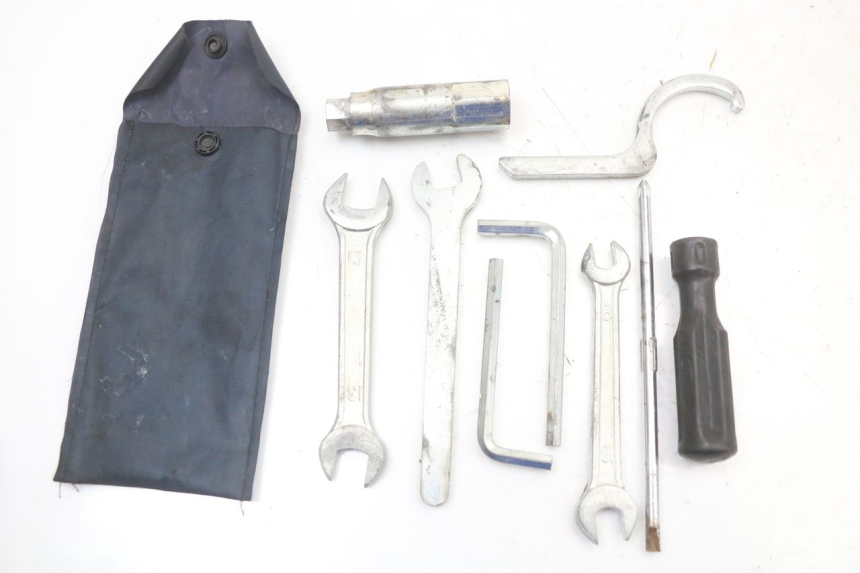 photo de TROUSSE A OUTILS PIAGGIO MP3 125 (2006 - 2014)