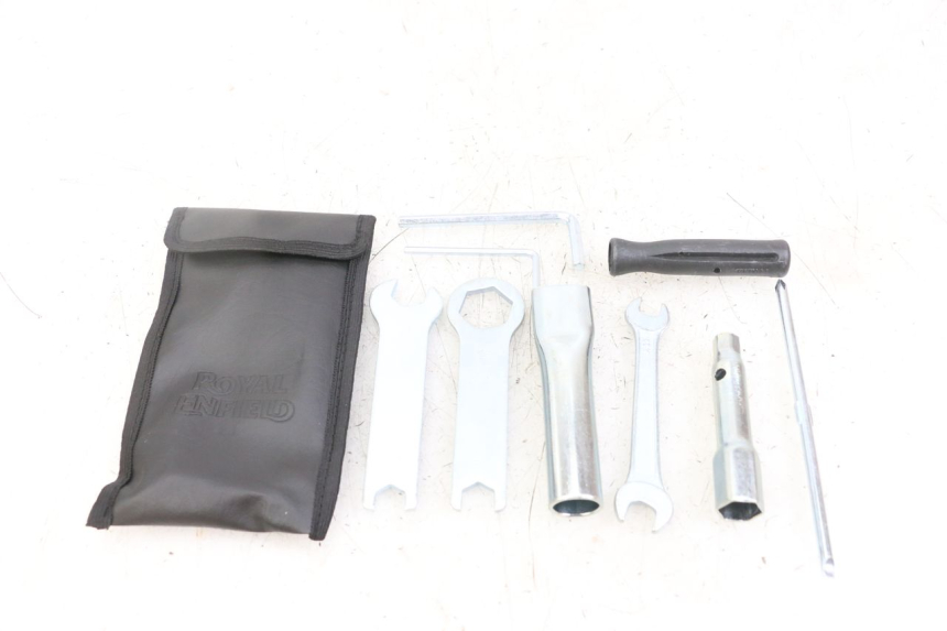 photo de TROUSSE A OUTILS ROYAL ENFIELD SCRAM 411 (2022 - 2024)