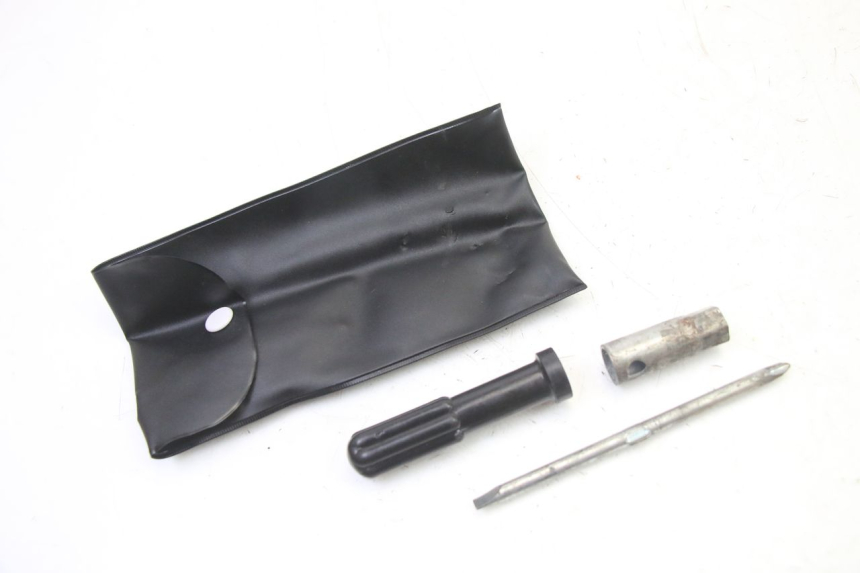 photo de TROUSSE A OUTILS GILERA RUNNER SP 50 (2006 - 2008)
