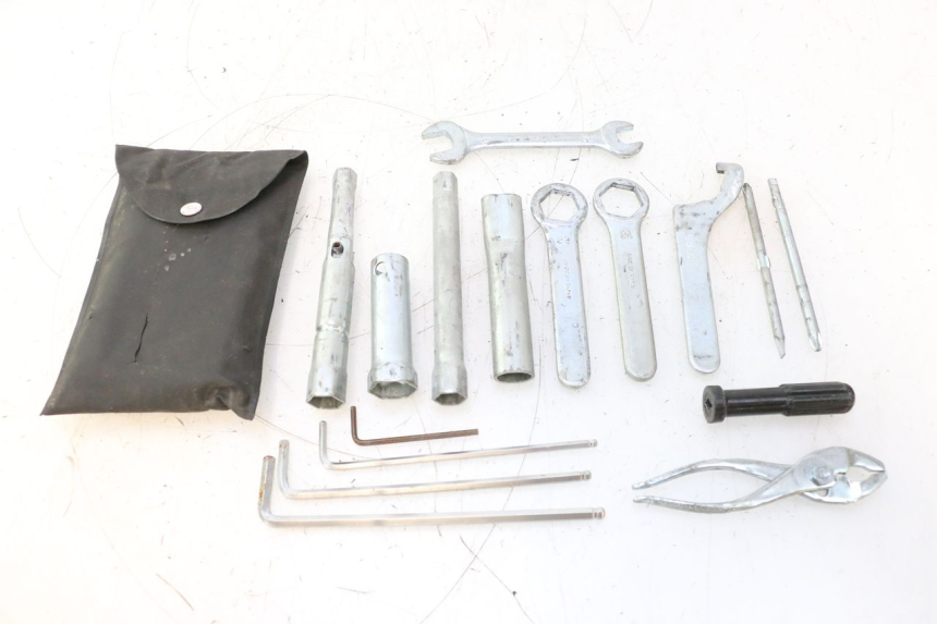 photo de TROUSSE A OUTILS SUZUKI SV S 650 (2003 - 2009) - Vue principale