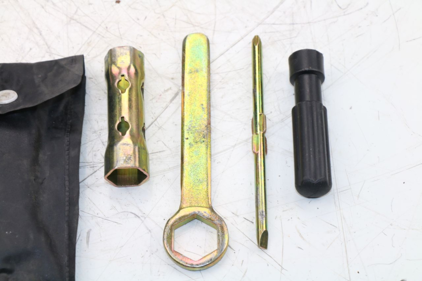 photo de TROUSSE A OUTILS SYM FIDDLE 2 125 (2010 - 2013)