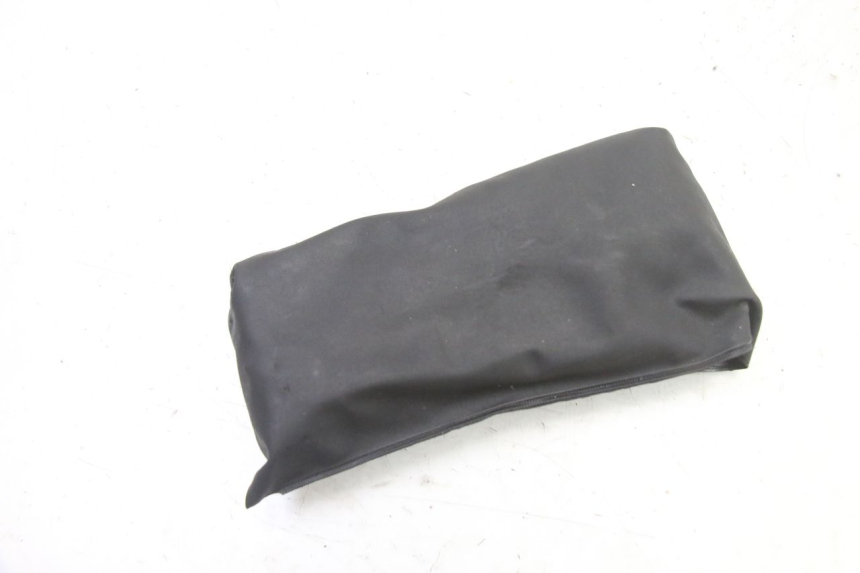 photo de TROUSSE A OUTILS YAMAHA TDR DELTABOX 125 (1993 - 2003)