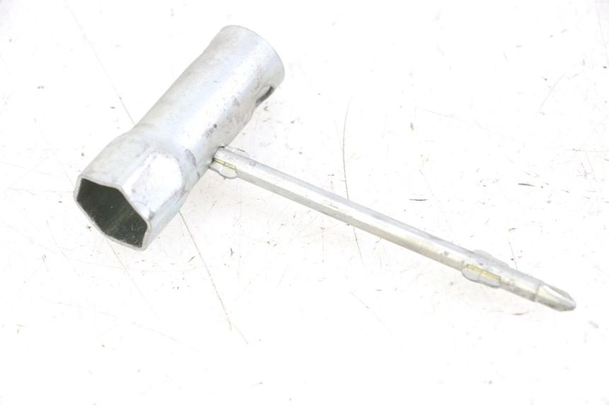 photo de TROUSSE A OUTILS HONDA WALLAROO DX 50 (1993 - 1996) - Détail de la pièce