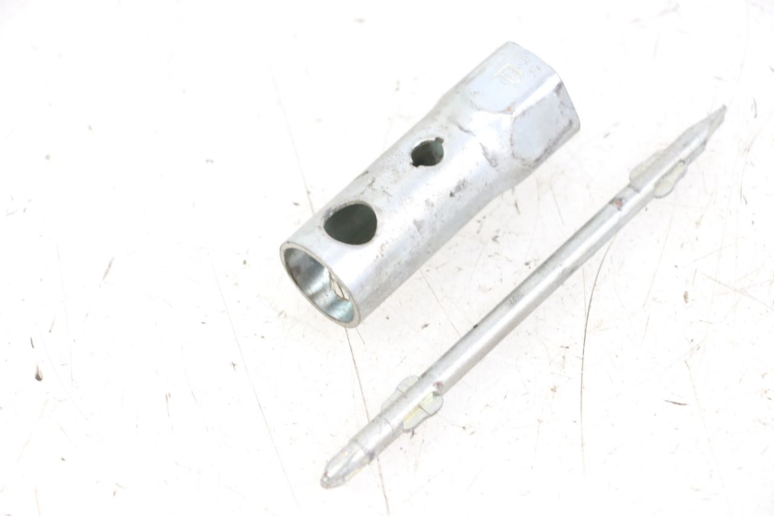 photo de TROUSSE A OUTILS HONDA WALLAROO DX 50 (1993 - 1996) - Zoom état d’usage