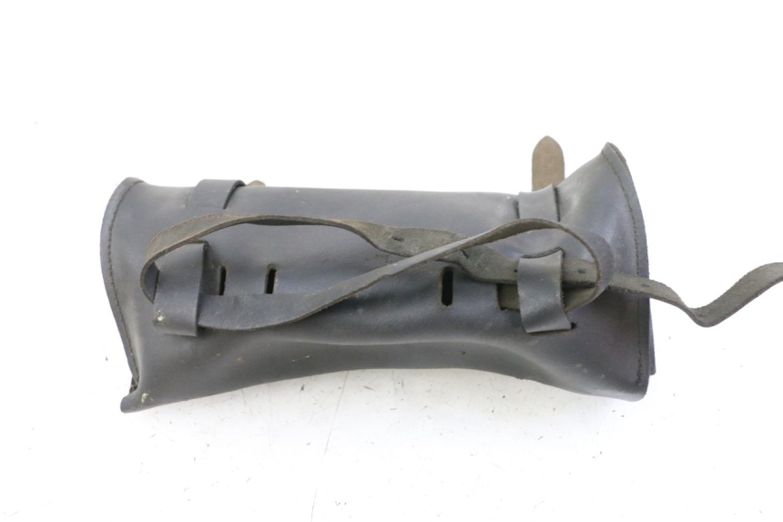 photo de TROUSSE A OUTILS YAMAHA XV VIRAGO 535 (1988 - 2004)