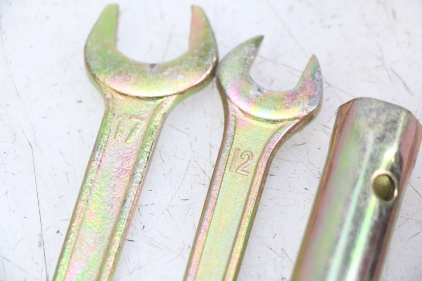 photo de TROUSSE A OUTILS YAMASAKI RAPTOR 50 (2013 - 2018)