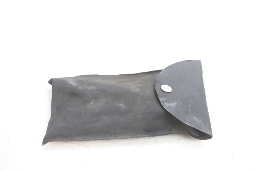 photo de TROUSSE A OUTILS KAWASAKI ZX-6R ZX6R 600 (2000 - 2002) - Autre angle de vue