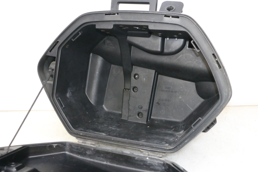 photo de VALISE DROITE YAMAHA FJR ABS 1300 (2006 - 2012) - Autre angle de vue