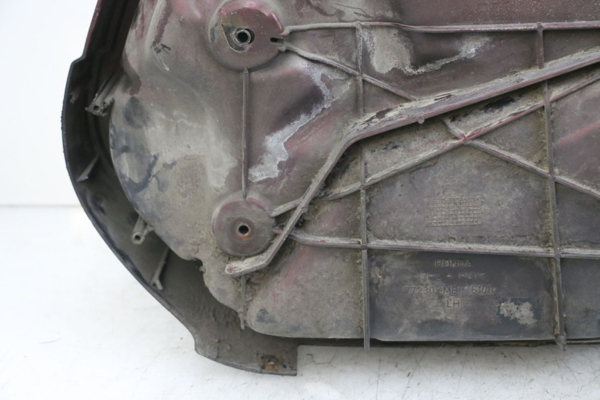 photo de VALISE GAUCHE HONDA NTV DEAUVILLE 650 (1998 - 2001)