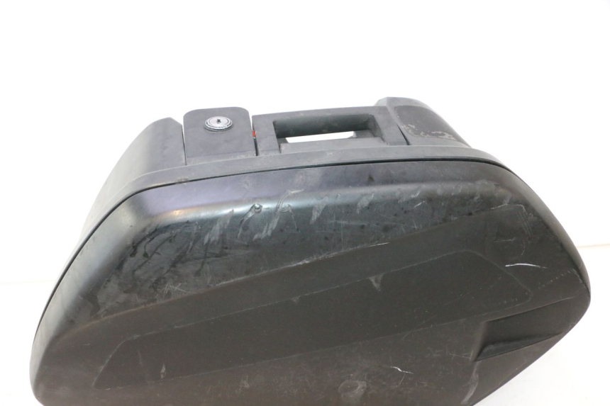 photo de VALISE GAUCHE YAMAHA TDM ABS 900 (2002 - 2014) - État de surface