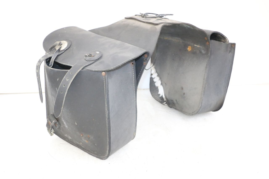 photo de VALISE SUZUKI GZ MARAUDER 125 (1998 - 2004)