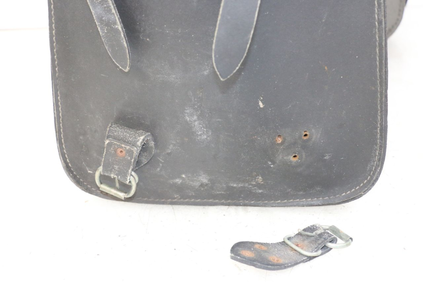photo de VALISE SUZUKI GZ MARAUDER 125 (1998 - 2004)