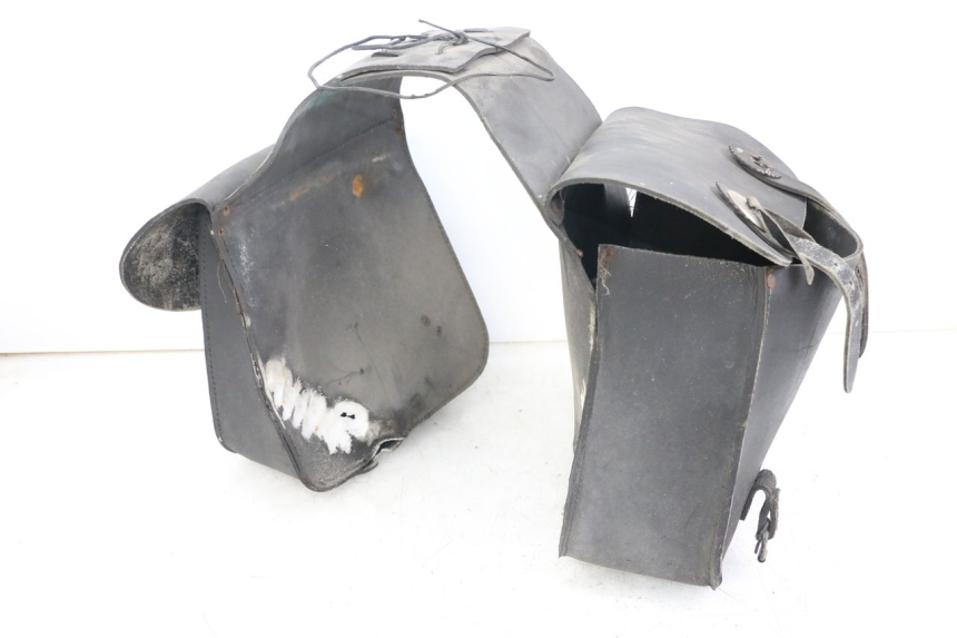photo de VALISE SUZUKI GZ MARAUDER 125 (1998 - 2004)