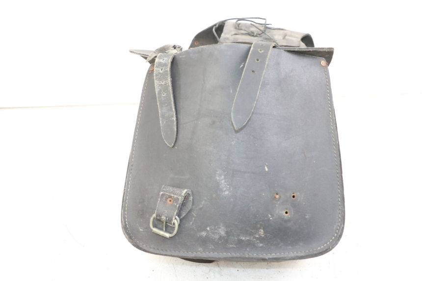 photo de VALISE SUZUKI GZ MARAUDER 125 (1998 - 2004)